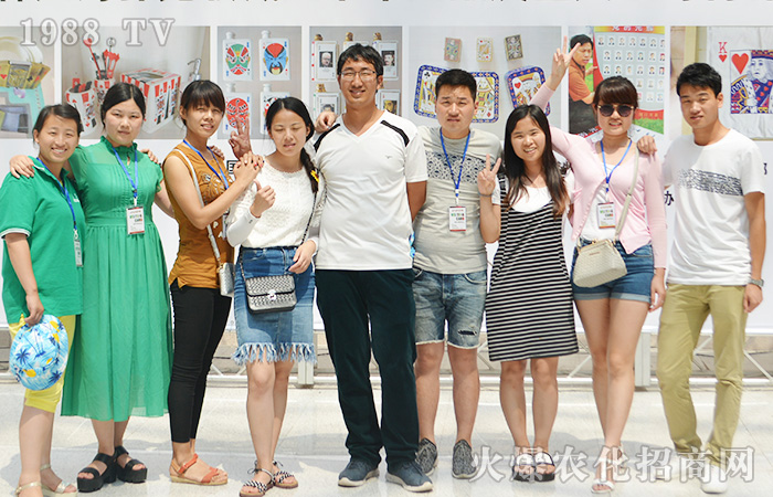 �r(sh��)��•����•����