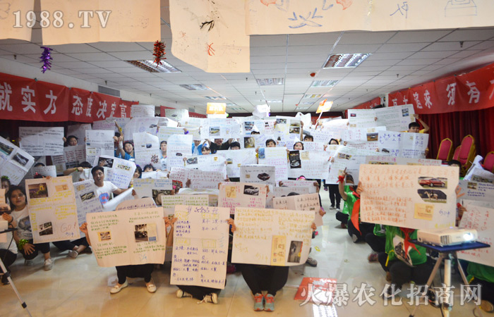 �ж���  �������