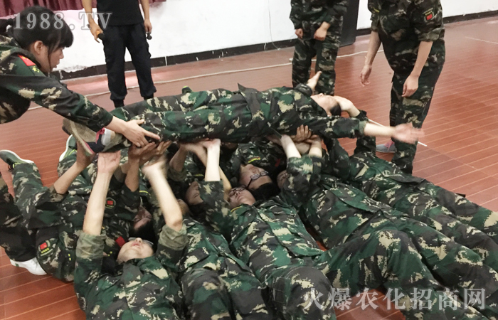 �����������س�����