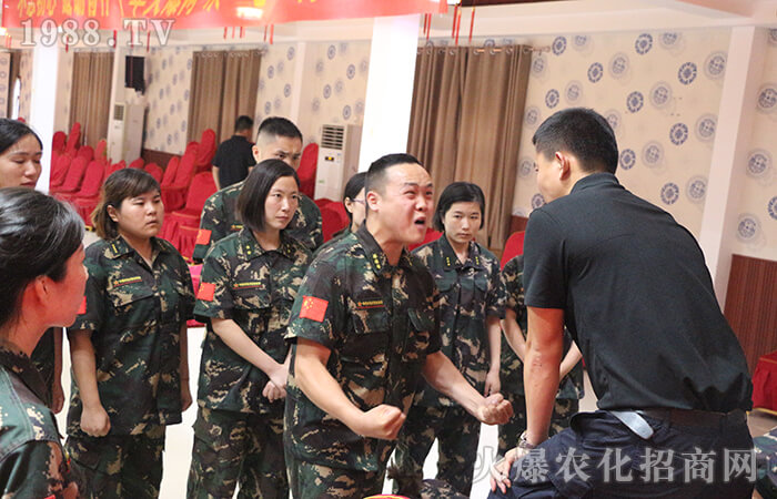 ���Լ����еĐ�ħ�����ܳ�Խ����