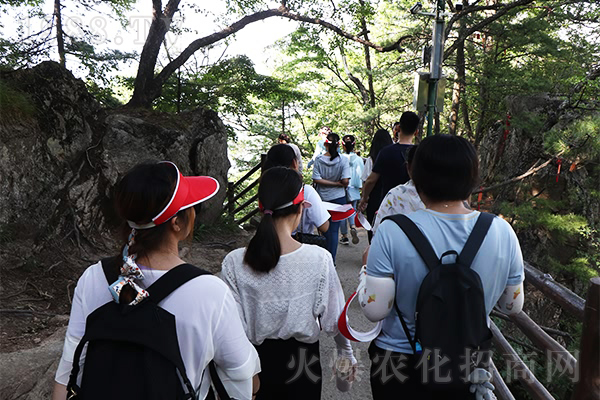 ��������ӛ��һ�[�Ͼ�ɽ