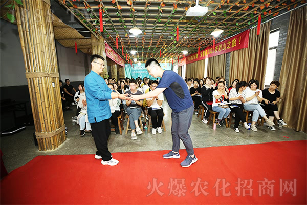 ���½�(j��ng)-(18)