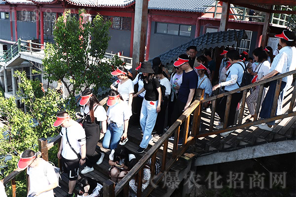 ���Ͼ�ɽ���W(xu��)���W(xu��)�Ļ���