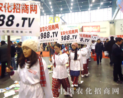 �r(n��ng)����(zh��n)ʿ���e1988.TV��¶�����ŵ�Ц��