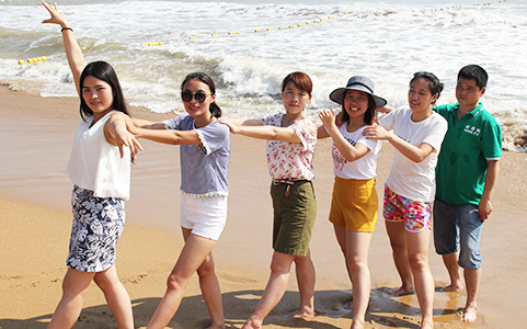 ����Դ����������(m��ng)��ʼ��׷���r(n��ng)����Ӣ��߅������