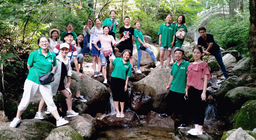 賞白云山間百態(tài)，享火爆情歲月靜好！