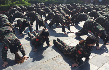 外樹形象，內(nèi)強(qiáng)素質(zhì)，做優(yōu)秀火爆人！