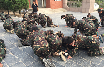 朋友一生一起走，那些日子不再有！