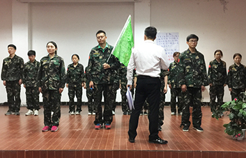 成王敗寇，再辣的青椒、再冷的冰水甘心承受！