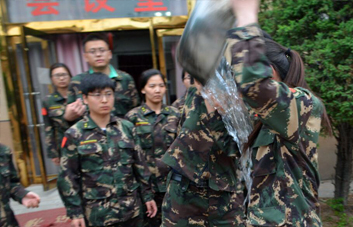 失敗并不可怕，可怕的是你失去面對(duì)失敗的勇氣！