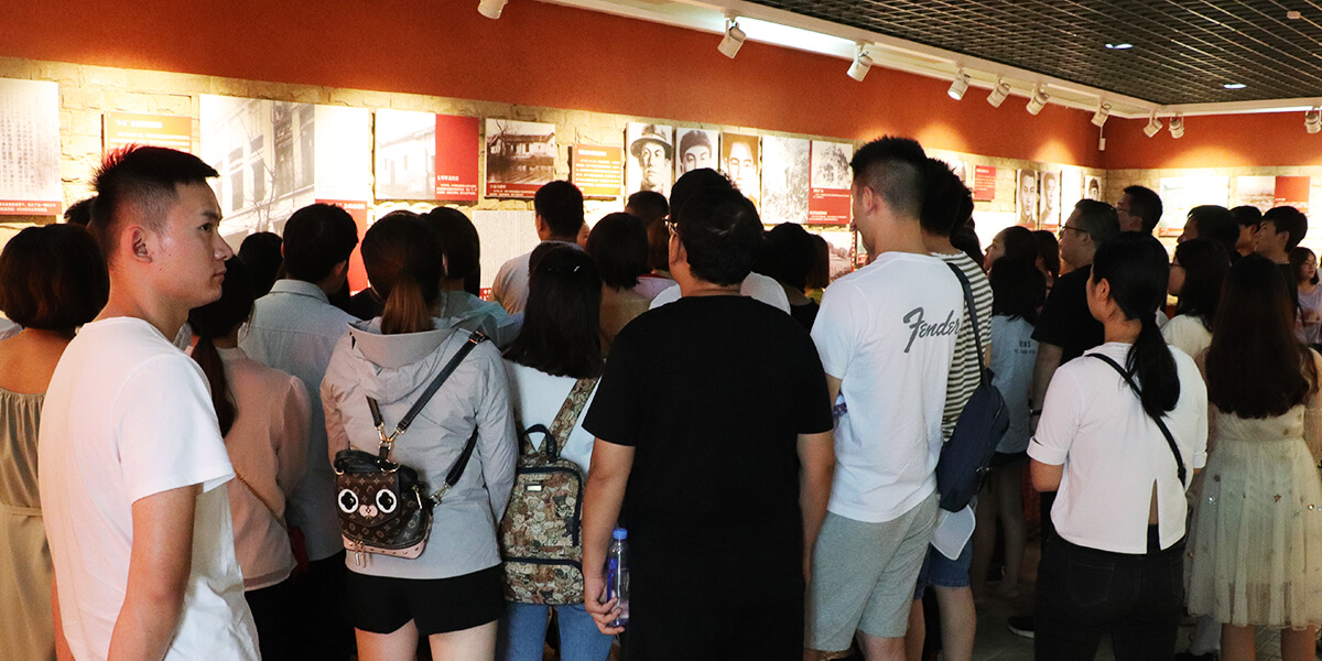 �����Ǟ��˸��õ�ǰ��������׷�����ˣ�